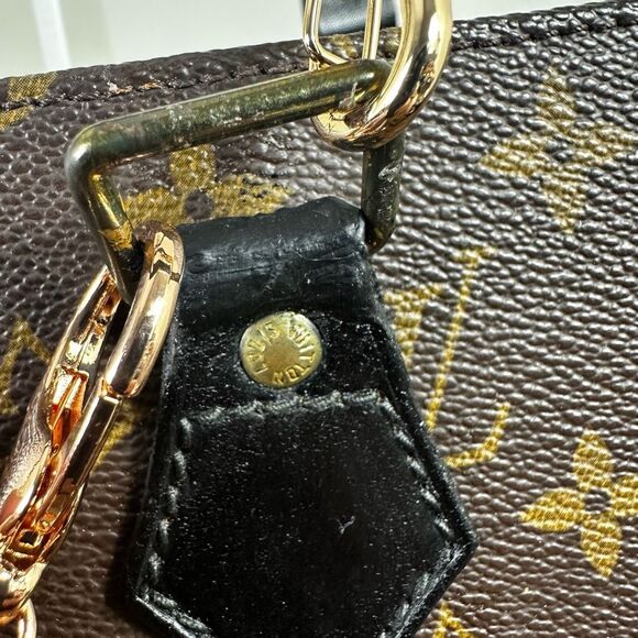 Louis Vuitton Vintage Monogram Sac Plat Tote Bag - Picture 12 of 16